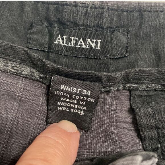 Alfani Charcoal Gray Plaid Texture Shorts 100% Cotton Men Size 34 - Picture 3 of 5